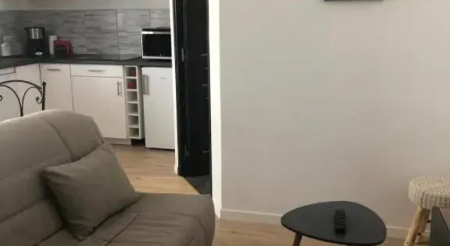 LA 3Eme RIVES A ORNANS, Rezervovat Hotel Hotely v Ornans s parkováním, Parkování