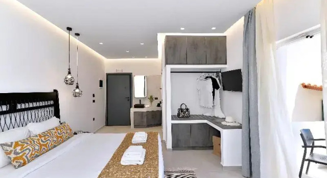 Номер Superior с балконом Yianna Hotel