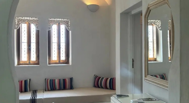 Komfort Suite Hôtel Djerba Authentique - Au centre de Midoun