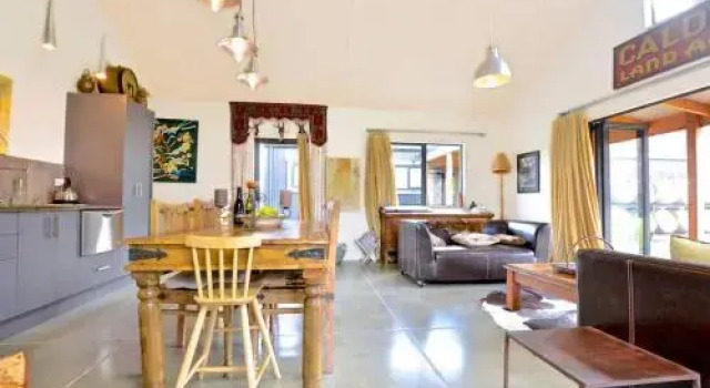Pagan Vines Vineyard Accommodation, Забронировать Отель Гиббстон Отаго