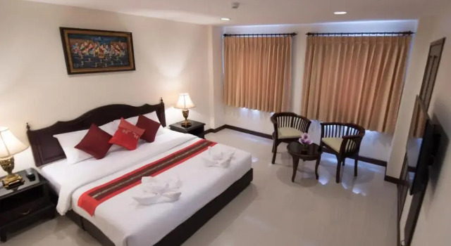 Двухместный номер Superior True Siam Rangnam Hotel