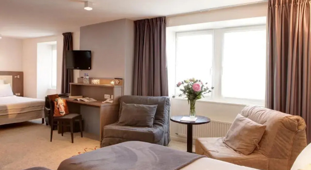 Семейный люкс Hôtel Le Benhuyc