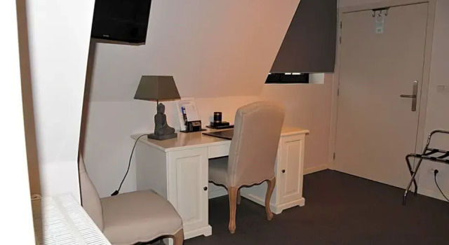 Номер Economy Hotel La Chaumiere