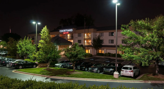 Courtyard by Marriott Charlotte Lake Norman