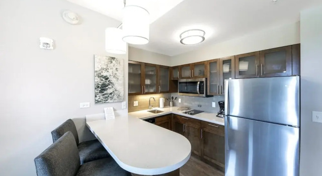Люкс c 1 комнатой с видом на бассейн Staybridge Suites Naples – Marco Island by IHG