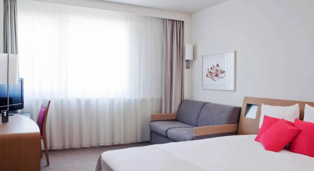 Novotel Newcastle Airport, Varaa Hotelli Newcastle upon Tyne Tyne and Wear