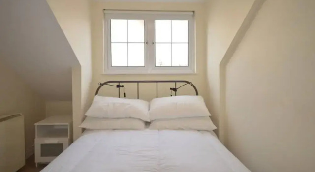 Cosy 2 Bedroom Bristol Home