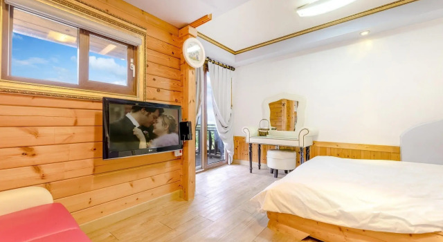 Gapyeong Citrine Pension, Prenota Affittacamere Hotel a Gyeonggi-do con piscina, Piscina