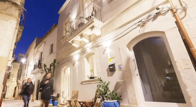 Stay In Ortigia, Забронировать Отель Отели Сиракузы с завтраком, рядом с Региональный музей средневекового и современного искусства, Завтраки