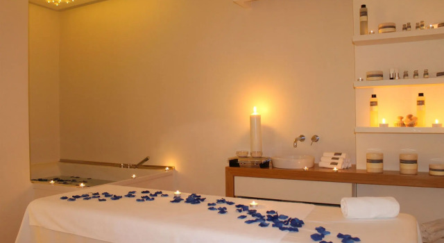 HR Hotel & Spa