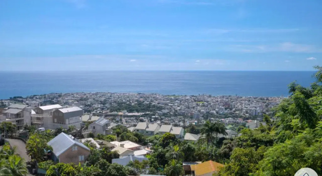 Апартаменты T3 - l'Orangel - 3 étoiles - 70m2 - Vue mer - Saint-Denis