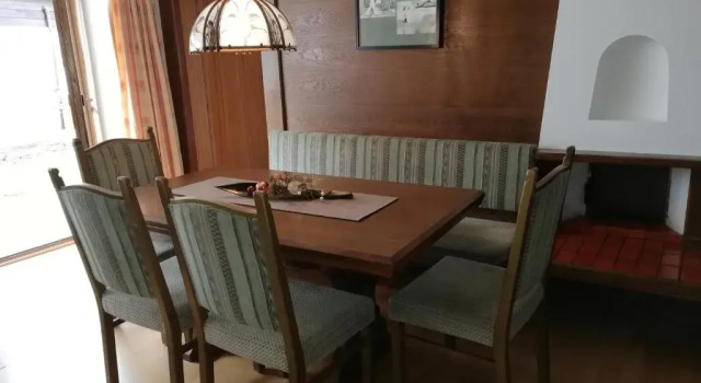 Haus Giggijoch by Châtel Reizen, Rezerwuj Hotel Hotele w Tyrol z parkingiem, Parking