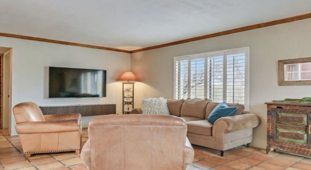 Peaceful Cave Creek Retreat: Walk to Town & Trails, Book Lejlighed Cave Creek 
