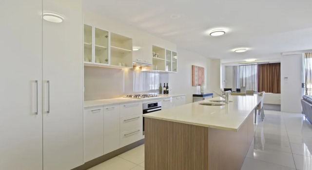 Апартаменты с 2 комнатами с балконом CBD Luxury Accommodation