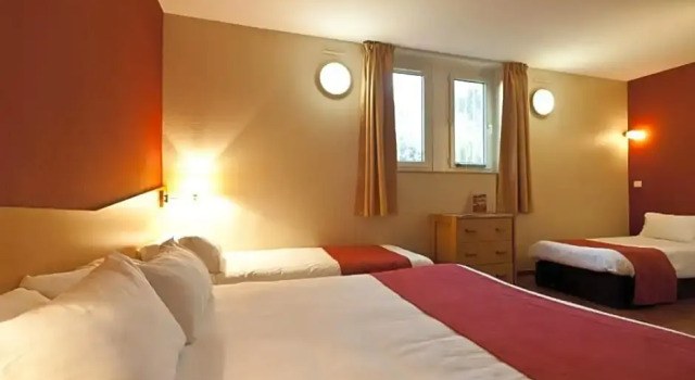 Семейный номер Standard The Originals City Hôtel Marseille Aéroport