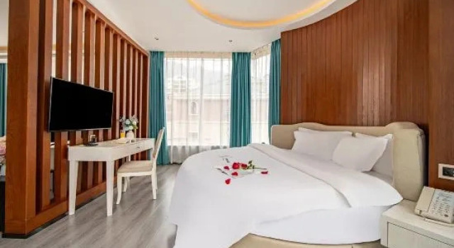 Suite z widokiem na miasto First Meet