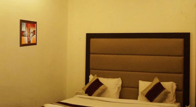 Optimum Sheela Inn @ Taj