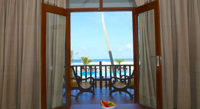 Whispering Palms Hotel