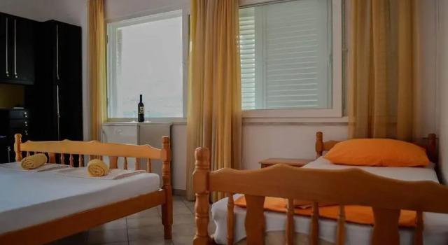 Номер Standard Accommodation Drasko