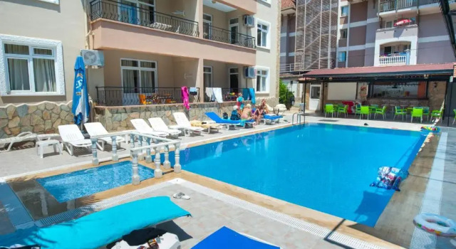 Апартаменты с видом на бассейн Cennet Apartments Hotel
