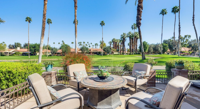 Апартаменты 11 Mi to Coachella: Palm Desert Gem w/ Pool Access