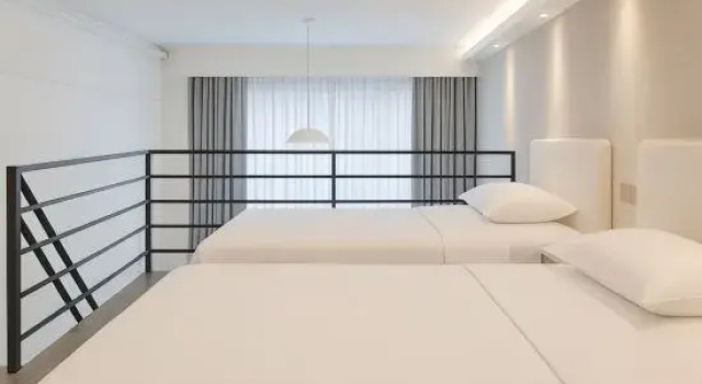 Четырёхместный люкс Дуплекс с видом на город Zhaoqing · Starisland  Starisland Family Lakeview Hotel (Qixingyan East Gate Square Branch)
