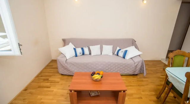 AP Split Center + 2 free parking places & grill, Prenota Hotel Splitska 