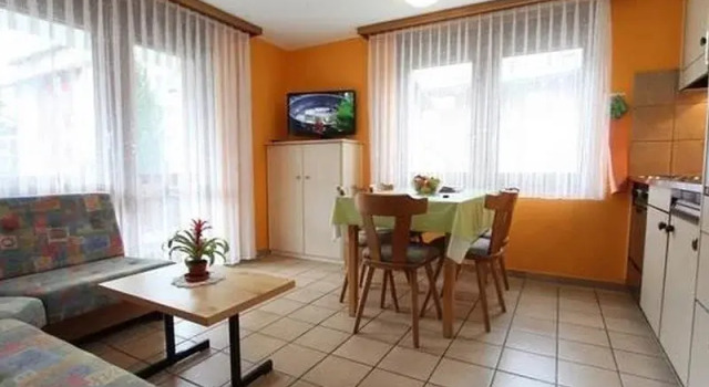 Ferienhaus-Apartment Golf, Забронировать Апартаменты/квартира Зас-Фе Saastal