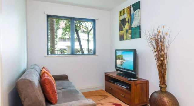 Cairns Beach Holiday Apartment