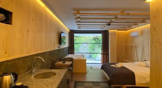 Бунгало Business Dogal Suit Bungalov