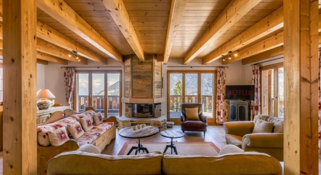 Chalet Coucou - Luxury 10 pax Chalet With Incredible Views Garage, Rezerwuj Chalet Hotele w 4 Valleys z parkingiem, Parking