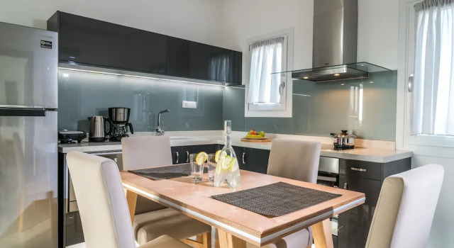 Люкс Superior с 2 комнатами Elysian Suites