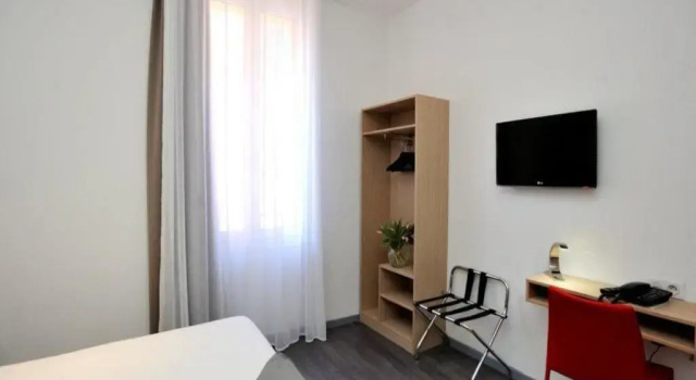 Одноместный номер Standard Hôtel de France