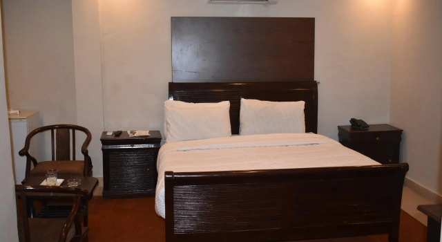 Hotel Burj Al-Hateem
