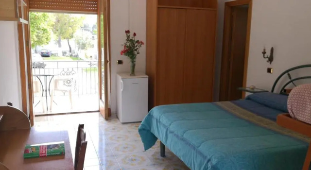 Villaggio "Camping Pompei" Bungalow, Buchen Sie Campingplatz Camping & Glamping in Pompei, Campingplatz