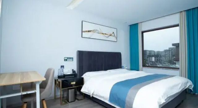 Люкс Sijia Ruixuan Hotel (Emeishan High-speed Railway Station Baoguo Temple Branch)