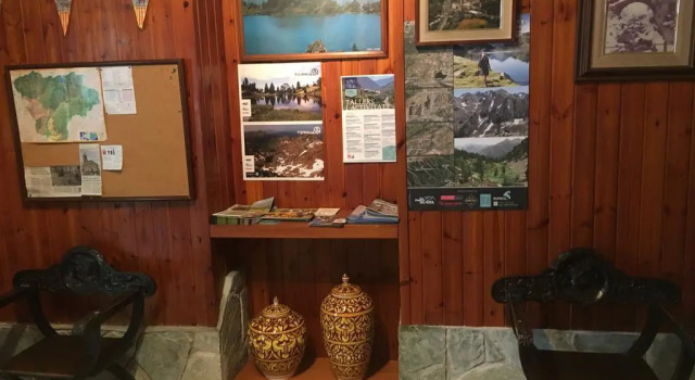 Hotel Marxant, Varaa Hotelli Lladorre 