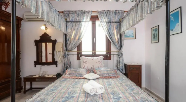 Полулюкс Chateau Zevgoli