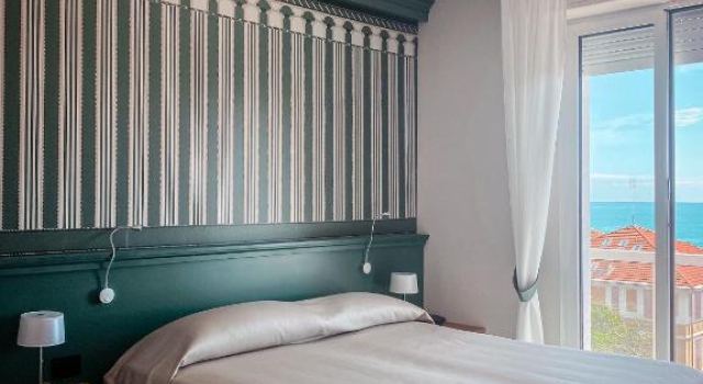 Трёхместный номер Standard с видом на море MH HOTEL VARAZZE