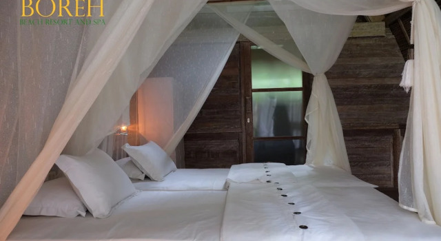 Двухместный номер Deluxe с балконом Villa Boreh Beach Resort and Spa