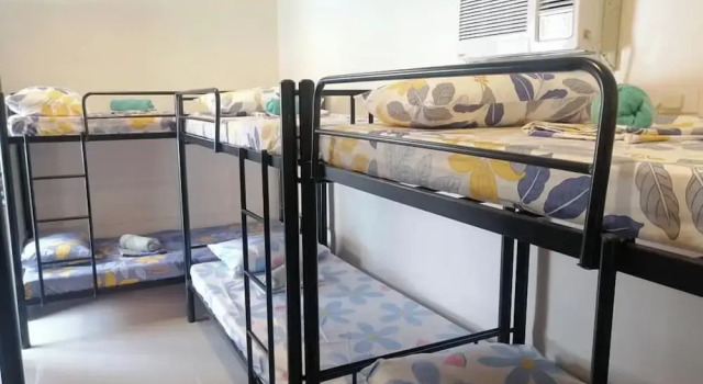 Кровать в общем номере Chef Panyang Beach Resort 2 Okoy