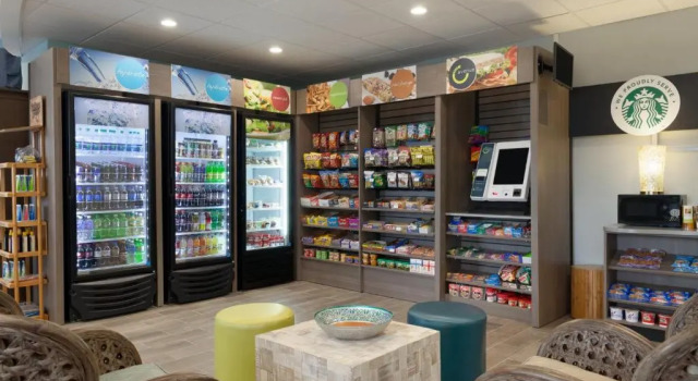 Двухместный номер Standard с частичным видом на океан Surfside Beach Oceanfront Hotel