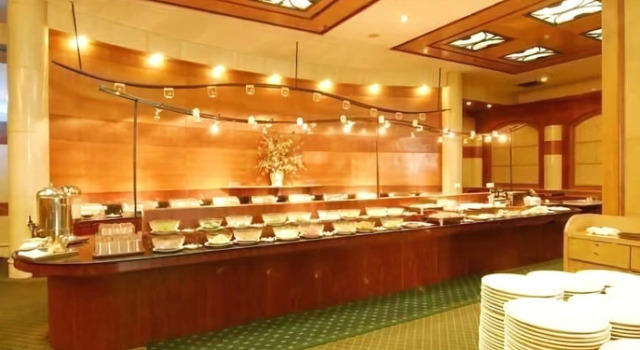 Young Sun Hotel, Book Hotel Hoteller i Shijiazhuang med pool, Swimmingpool