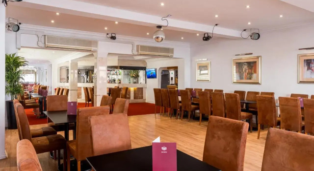 The Queens Hotel