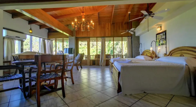 Студия с балконом и с красивым видом из окна Hotel Costa Verde