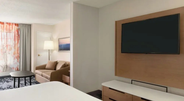 Люкс c 1 комнатой Fairfield Inn and Suites by Marriott Wheeling St Clairsville