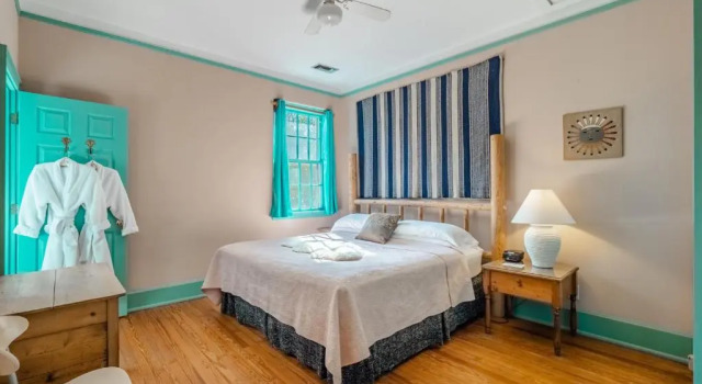 Номер Standard The Front Street Inn