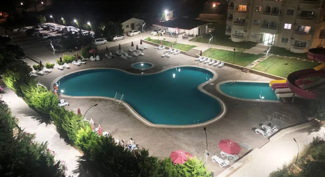 Семейный люкс с 2 комнатами с балконом Watercastle Suits