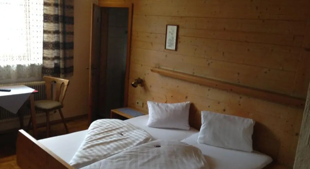 Gasthaus Sonne, Rezervovat Penzión se snídaní Hotely v Tyrolsko se snídaní, Snídaně
