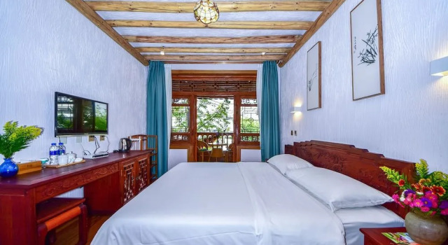 Floral Hotel Dali Cangshan Muyun, Buchen Sie Hotel Hotels in Yunnan mit Parkplatz, Parkplätze
